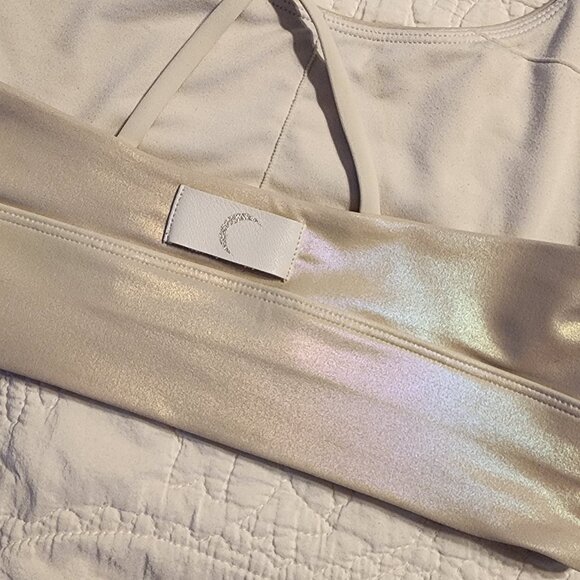 ZYIA Active Unicorn Luxe Bra Size S White Opalescent Shimmer GUC - Picture 5 of 11